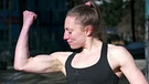 Mit Krafttraining gegen Krankheiten | Bild: Screenshot BR